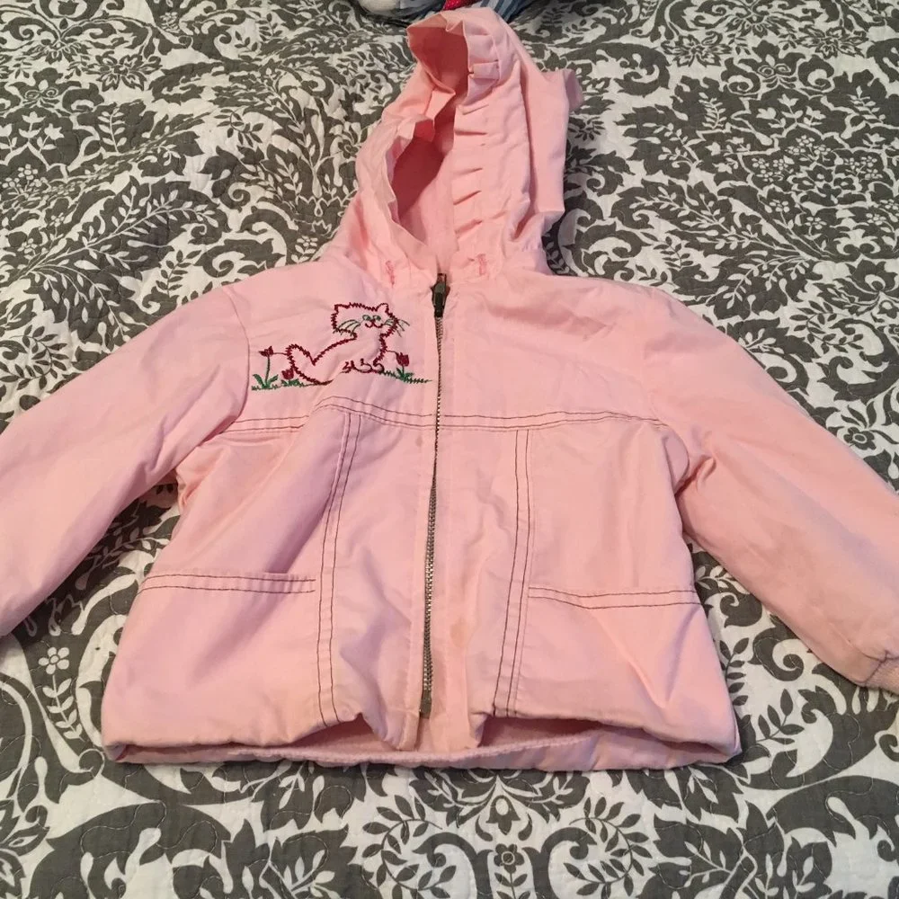 Vintage 80s pink Quiltex coat with hoodie & cat detail